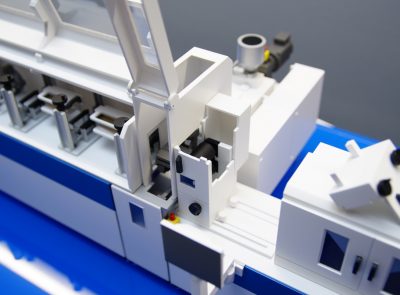 Messemodell aufgeklappt